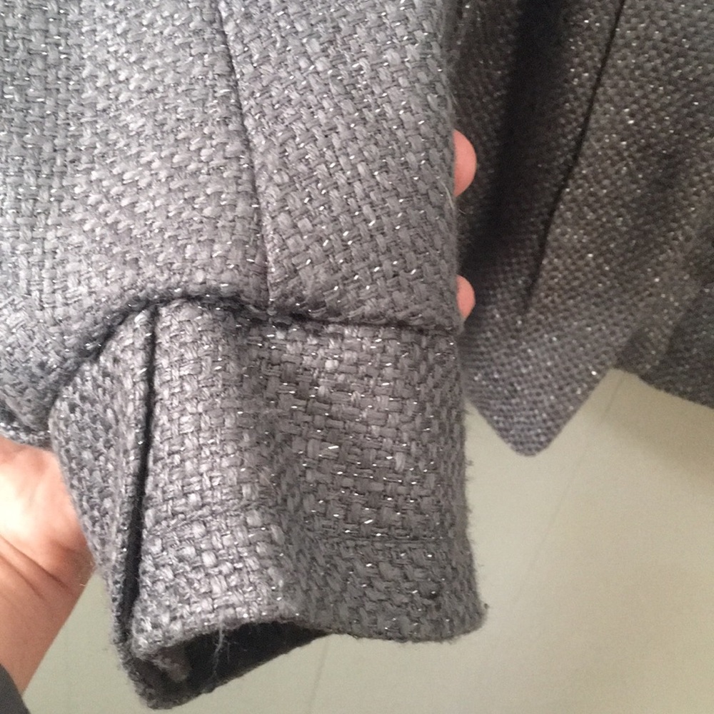 Eryn Brinie  mid weight jacket - Picture 8 of 8